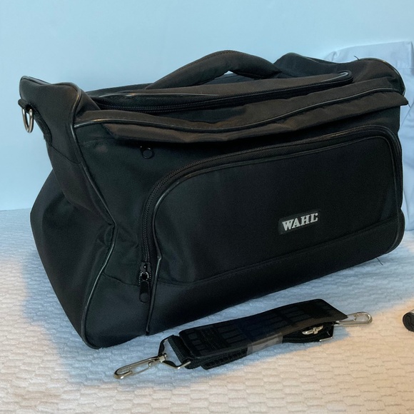 Professional Dog Grooming Kit - Wahl Bag, 8 Grooming Tools, Smock and Lab Coat - Picture 2 of 16